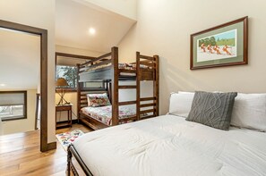 Townhome, 3 Bedrooms | 3 bedrooms, laptop workspace, iron/ironing board, free WiFi
