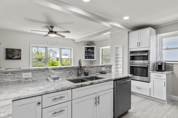 House, 2 Bedrooms | Private kitchen | Coffee/tea maker, fridge, oven, toaster