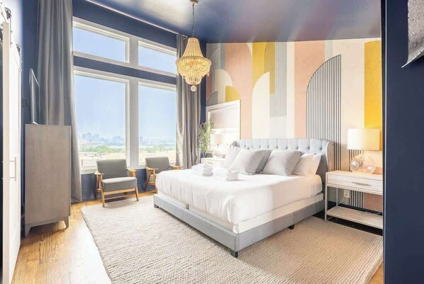 4 bedrooms, iron/ironing board, free WiFi, bed sheets