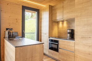 Kühlschrank, Ofen, Herdplatte, Geschirrspüler