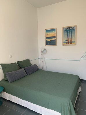 4 chambres, fer et planche à repasser, Wi-Fi