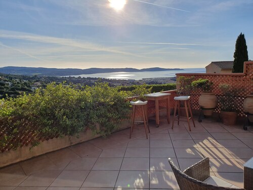 Appart. 4/6 pers. + Terrasse 50m2 , Unique sea view !