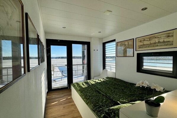 2 bedrooms, free WiFi