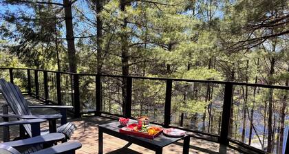 Private Lakehouse Retreat in Whitestone