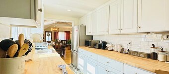45 Minutes from NYC, Entire House near Stamford Downtown,