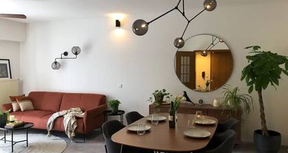 Green Haven - Mid-century Modern Homestay in Luxembourg