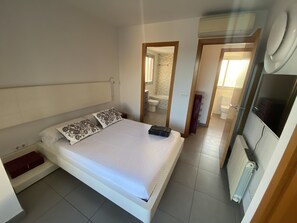 2 Schlafzimmer, Bügeleisen/Bügelbrett, WLAN, Bettwäsche