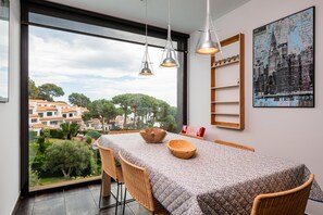 Dining - Villa with sea views and private pool,  in Sa Riera (Begur)