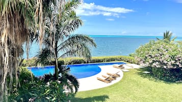 Piscine extérieure, piscine chauffée