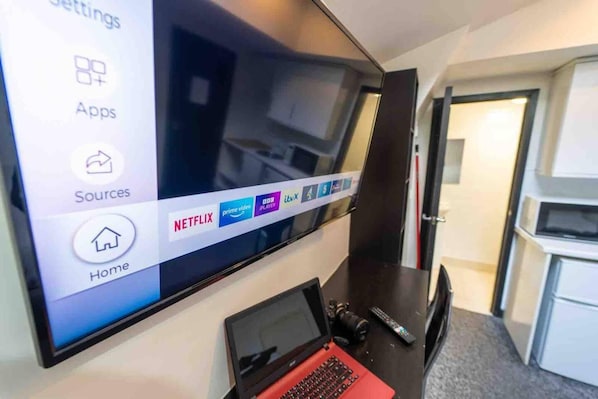 Studio | Interior - Ground Floor Cosy Studio! (Birmingham)