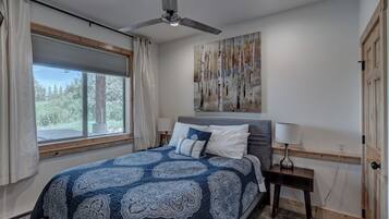 Luxury Chalet, 3 Bedrooms, Mountain View | 3 bedrooms, Egyptian cotton sheets, premium bedding