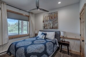 Luxury Chalet, 3 Bedrooms, Mountain View | Egyptian cotton sheets, premium bedding, individually decorated