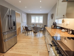 洗碗機、鍋具/餐盤/廚房用品