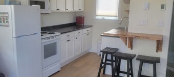 Cozy North Shore two bedroom cottage