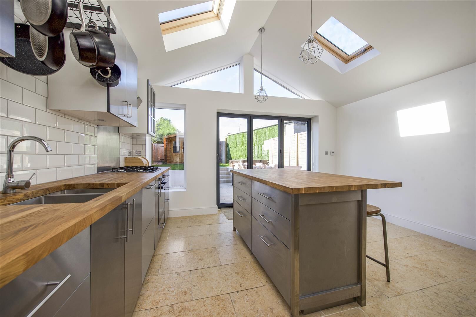 Fridge, microwave, oven, coffee/tea maker