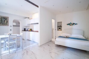 1 chambre, fer et planche à repasser, Wi-Fi gratuit, draps fournis