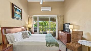 1 habitación, tabla de planchar con plancha y cuna de viaje