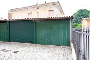 Free self parking - Appartamento La Rosa (Roe Volciano)