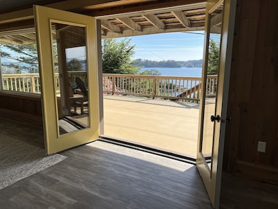 Driftwood House- Endless Ocean Views