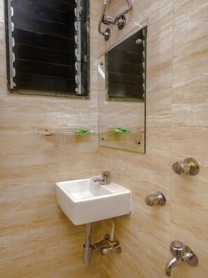 Bathroom - Aman Hotel CST (Mumbai)