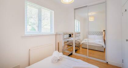 A perfect cottage for couples and friends alike.