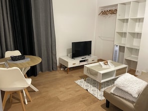TV