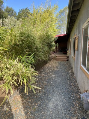 Property grounds - Close to town and river country setting home (Nevada City)