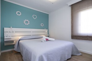 3 camere, ferro/asse da stiro, Wi-Fi gratuito, lenzuola