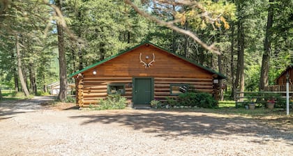 Trailblazer Tent at Columbia Mountain Ranch near Glacier National Park
