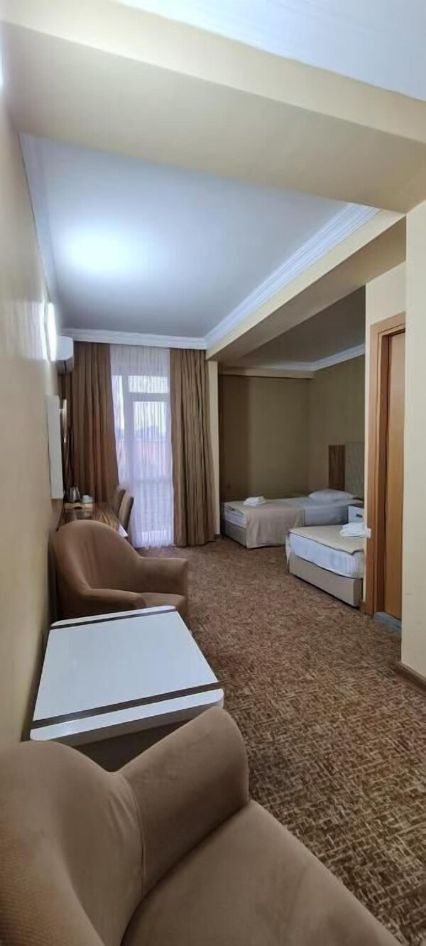 Hotel Genatsvale Batumi - Batumi