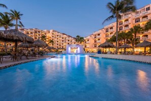 Pool - ground floor unit private veranda steps from the pool- across from the beach
(Oranjestad)