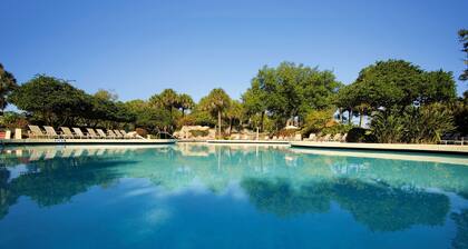 2 Bedroom 2 Bathroom Garden View Villa, ADA in Orlando, FL