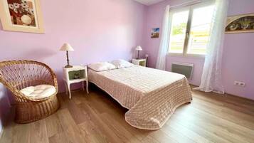 4 chambres, fer et planche Ă  repasser, Wi-Fi gratuit