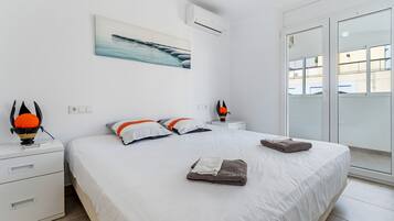 1 bedroom, iron/ironing board, free WiFi, bed sheets