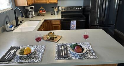 Private Cabin w/Loft on White Mountain Lake, Lake Access & Close to Greer Skiing