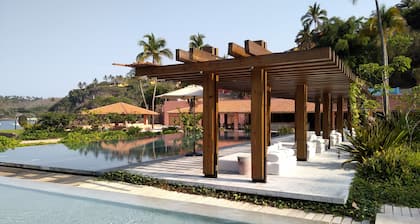 Suite in El Careyes Club & Residences