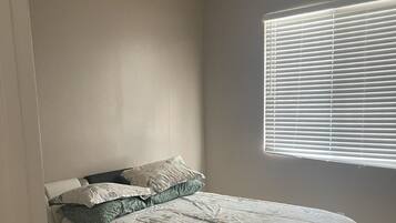 6 間睡房、書桌、免費 Wi-Fi、床單