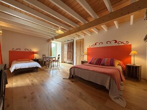 4 slaapkamers, wifi, beddengoed