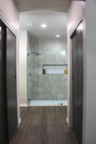 The Honey Hive - Dog friendly w/ golf cart, game room, and pool access