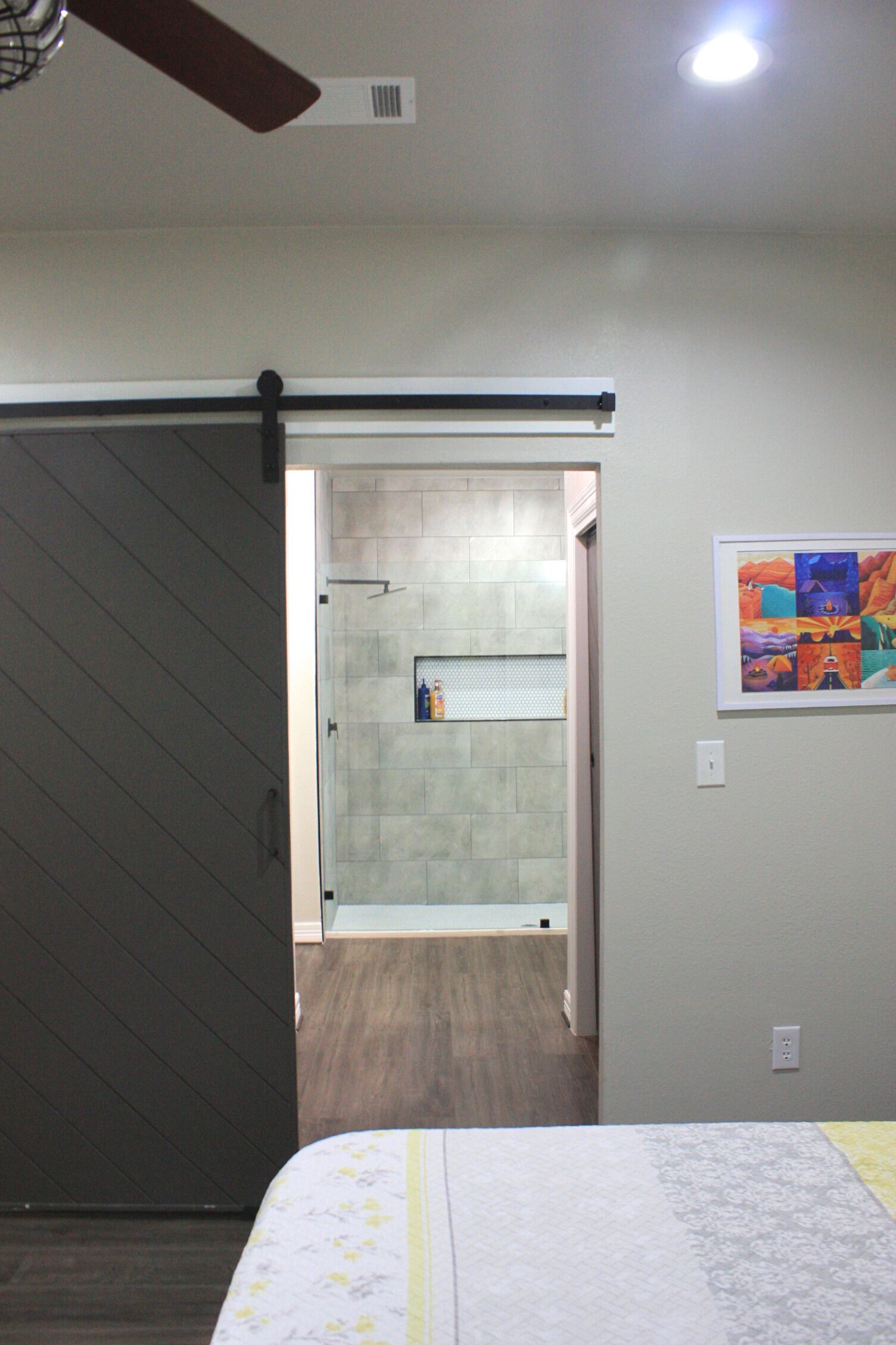 3 bedrooms, travel crib, free WiFi, bed sheets