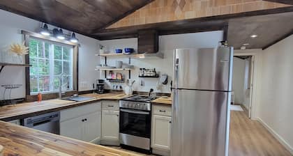 New cabin on private road, 1/2 mile to Seawall Beach and 3 miles to town center.