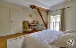 3 bedrooms, travel crib, free WiFi