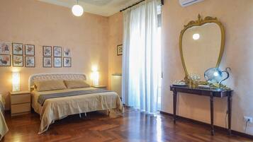 3 habitaciones, cuna de viaje, wifi gratis y ropa de cama