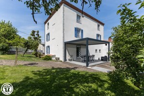 Exterior - Villa Coppel in Auvergne Tuscany (SAINT JULIEN DE COPPEL)