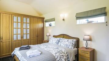 Double bedroom | Orchard View, Asterley, near Shrewsbury