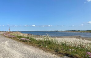 NĂ€ra stranden och fiske