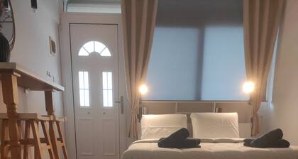 Dimstudio Paralia Ofryniou