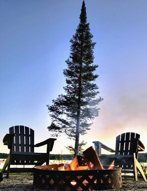 Property grounds - Lone Pine: S'mores, Sunshine, and Stanley Lake Days (Iron River)