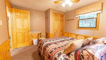 2 bedrooms, free WiFi, bed sheets