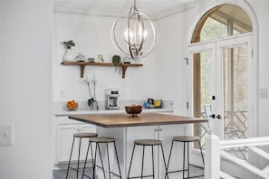 Dining - Spacious Oasis 1 mile from Trilith & US Soccer (Fayetteville)